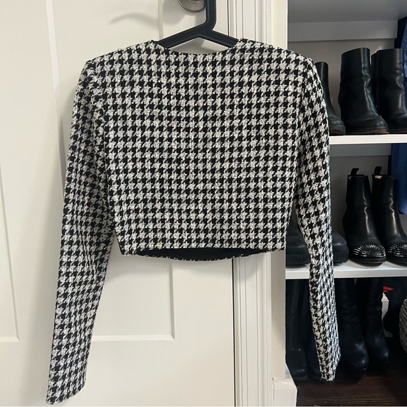 Zara houndstooth black and white long sleeve crop top - Picture 2 of 3